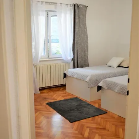شقة Mit Balkon By Interhome *