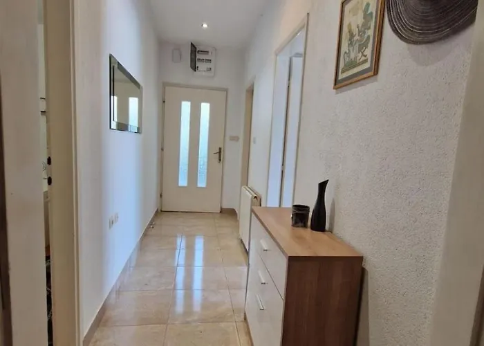 Mit Balkon By Interhome Apartmán